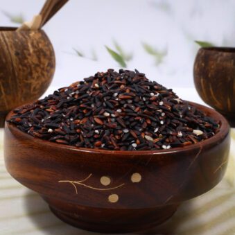 black-cowrie-rice-closeup