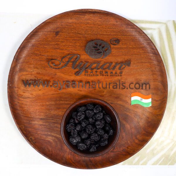 dried-blackberries-serving